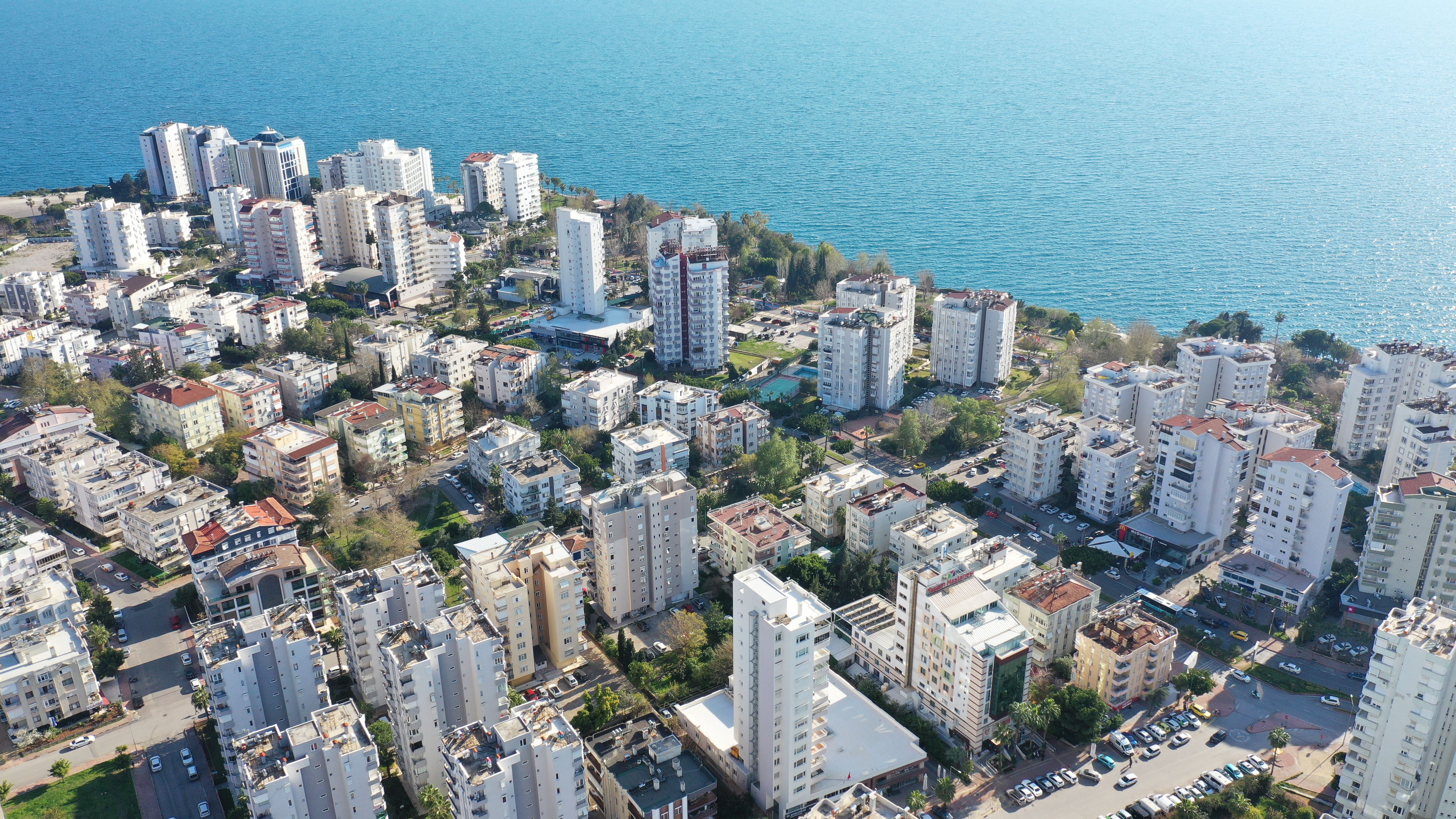 How to Obtain a Residence Permit Through Real Estate Investment in Turkey? Requirements and Process Guide